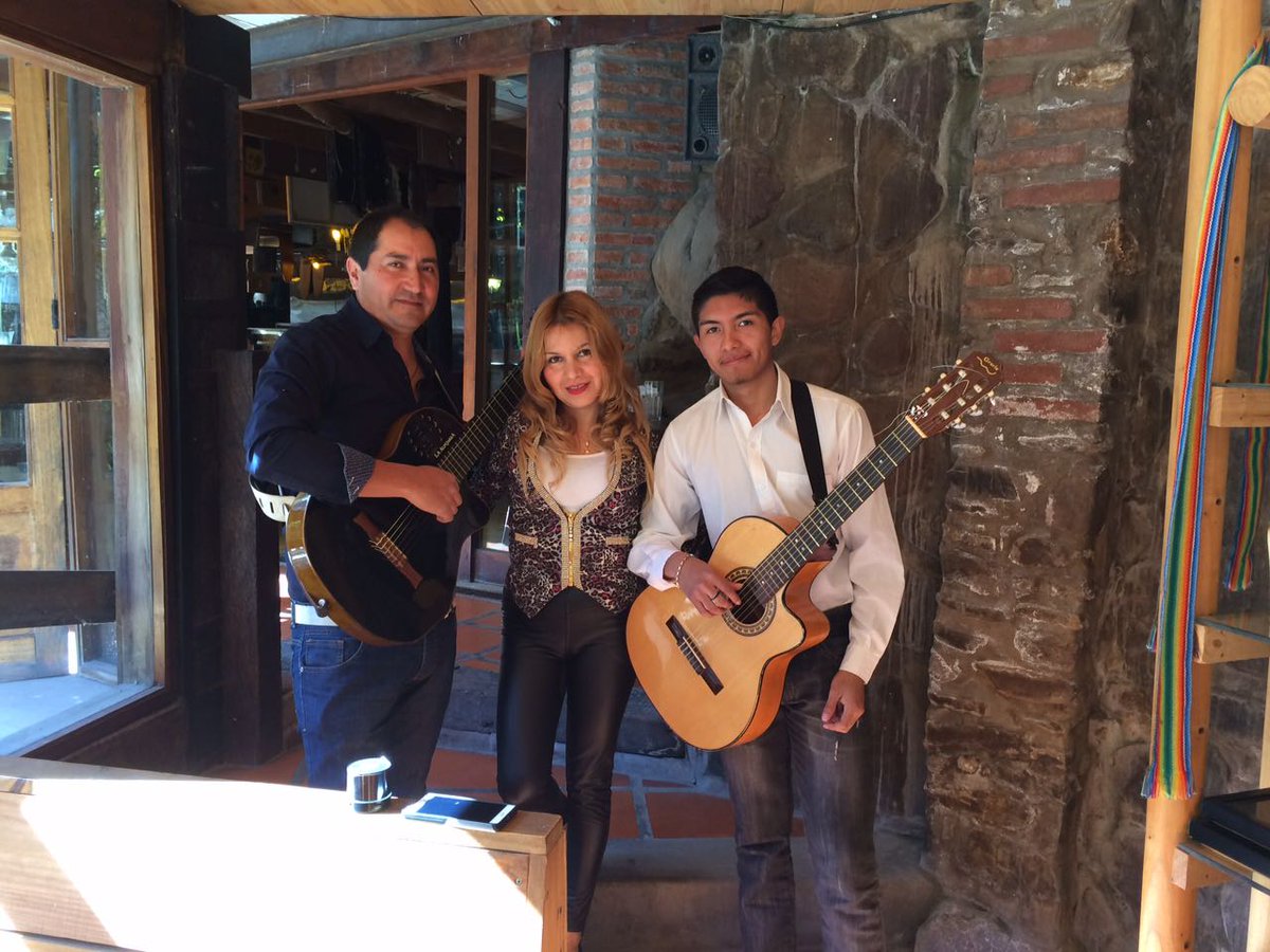 BuscaleOk's tweet photo. Hoy la 5ta justa nos deja su canto por @CadenaMaxima 106.7. https://t.co/BCF416Lx0H