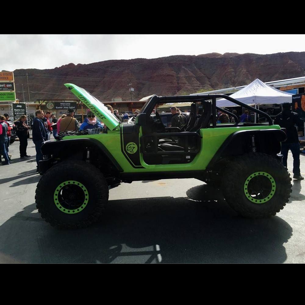 tubesharksocial's tweet image. Throw back to good times and great people at the 50th Annual Easter Jeep Safari in Moab, Utah. #EJS2016 #Moab #tbt
