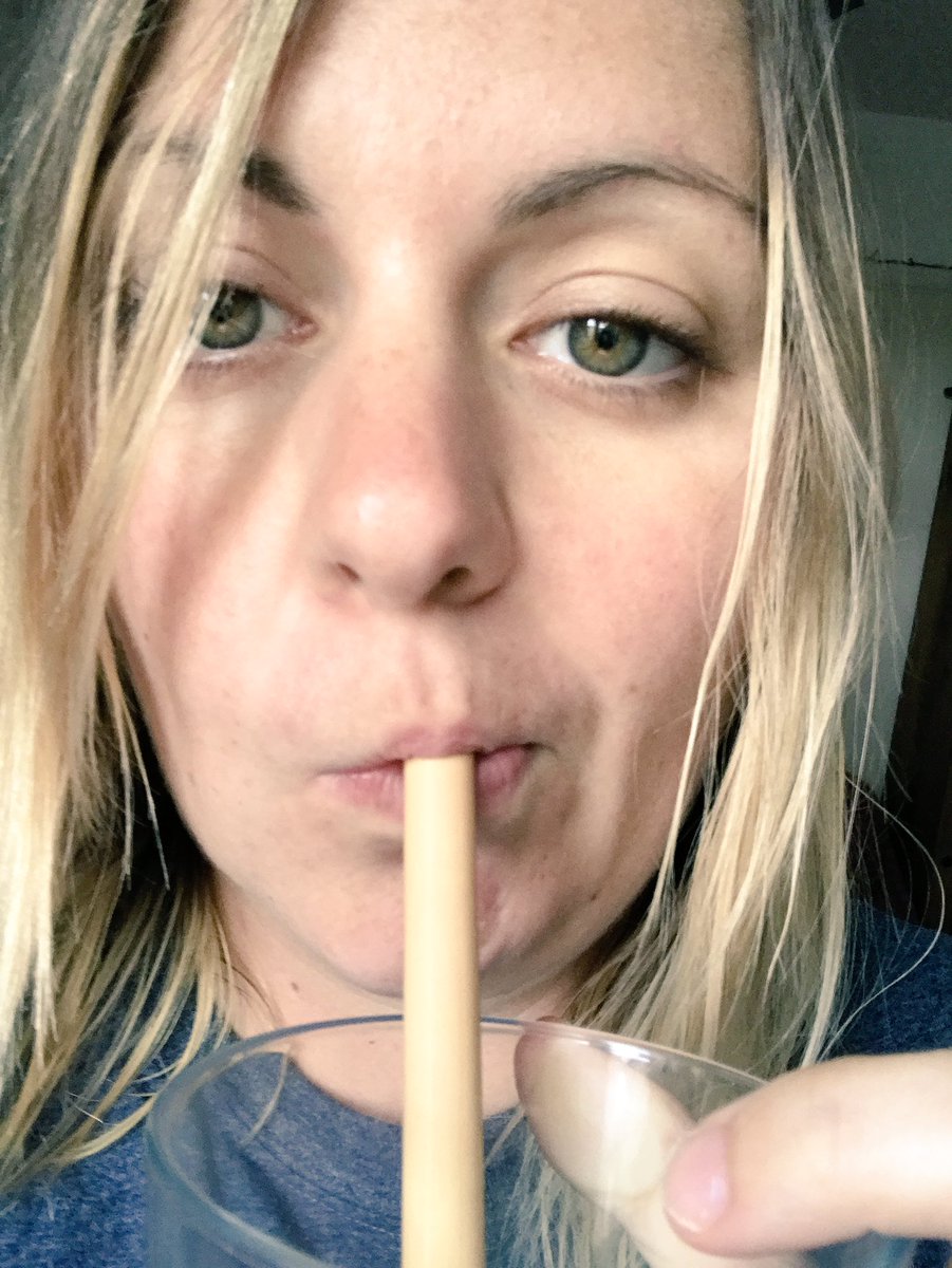 rosannamakes's tweet photo. Day eight of #PlasticFreeJuly and I'm putting my awesome bamboo straws to good use! https://t.co/t1SabPpicN