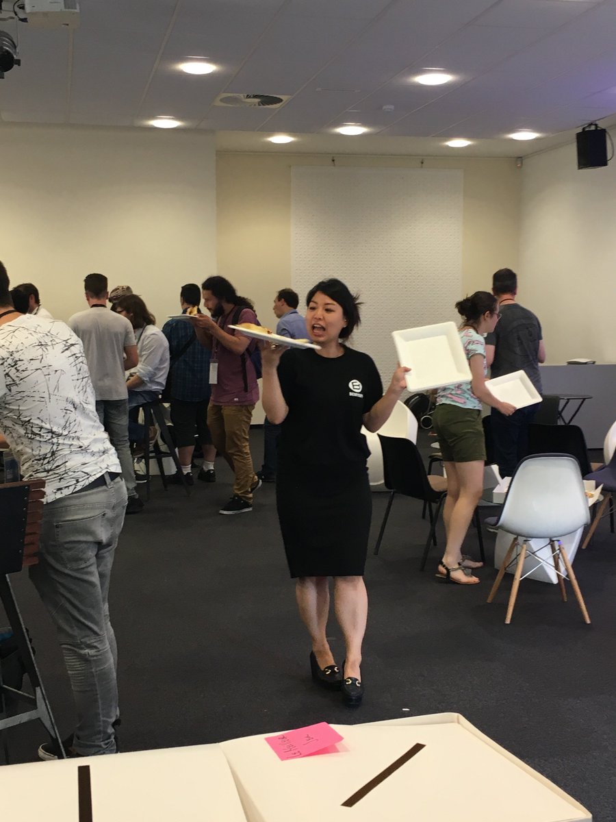 BeMyAppFR's tweet photo. Who wants pizza!?! Our lovely Su is offering slices #BuzzWorkshop #paris https://t.co/CnOWC1hcGs
