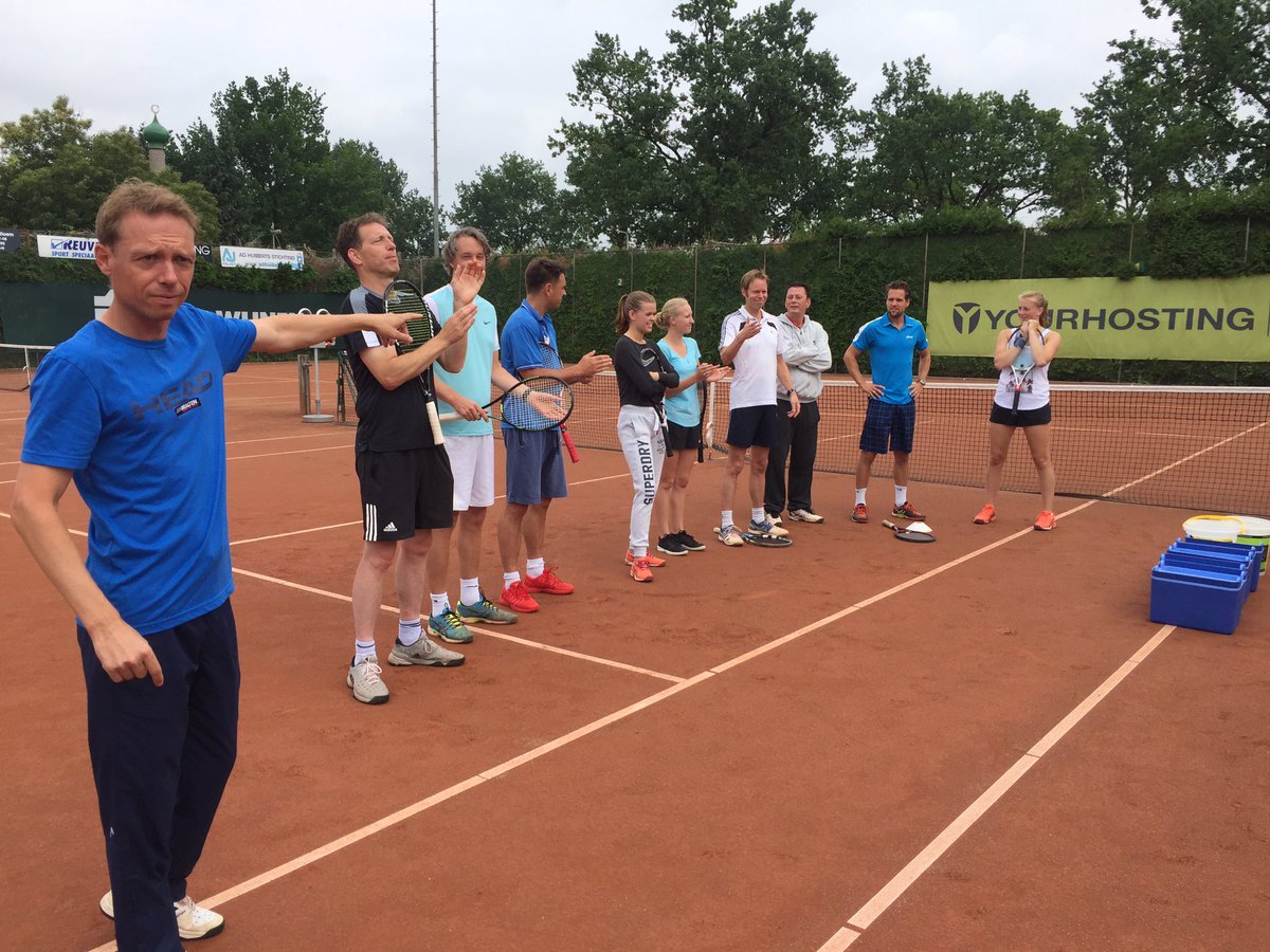 ZLTBtennis's tweet image. Tenniskamp voor onze jeugd @ZLTBtennis @veeralleezwolle. Tennissen, ravotten, spelen, kamperen, samenzijn. Wat een evenement! @BreakpointMD