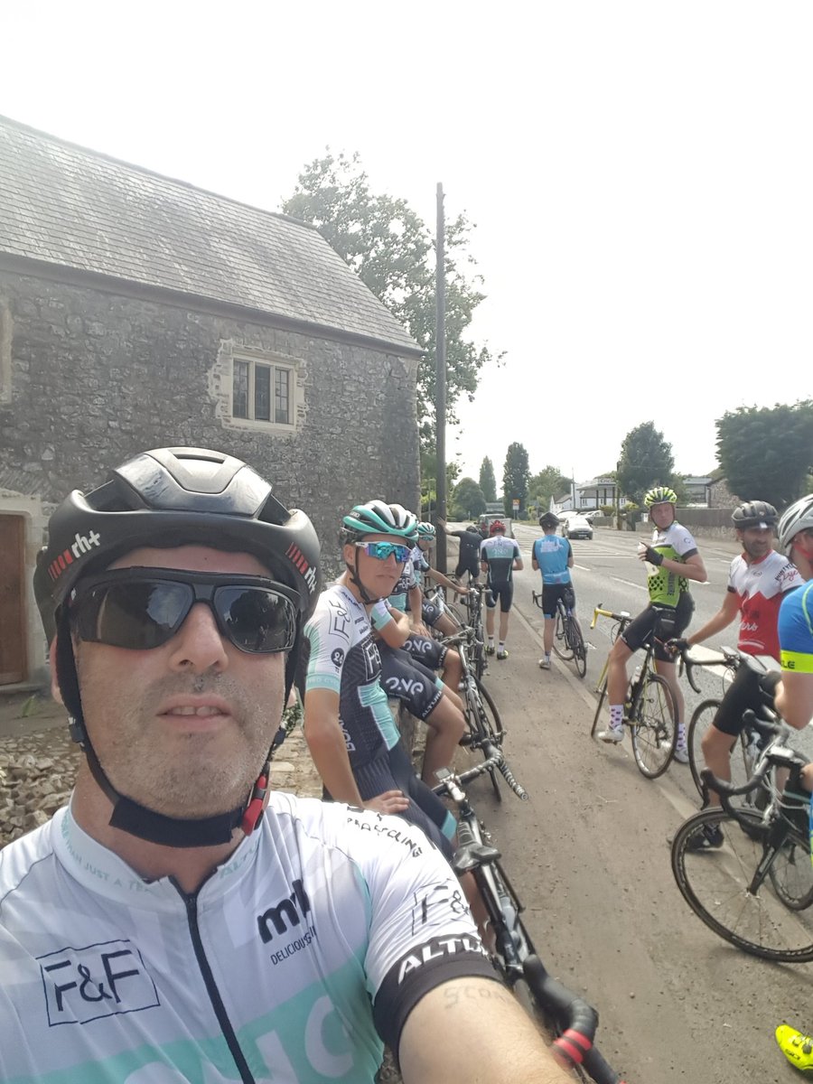 tonyvcss's tweet photo. One Pro Cycling members ride
@ONEProCycling @Mattw1nston @MattPrior13 @BecksterF https://t.co/MIQhiJpnFX