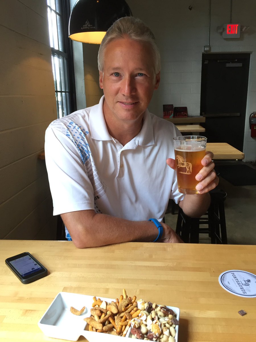 Dave_Hilliard1's tweet photo. A nice place to visit on a hot day for a cold pint #durham #ponysaurus #craftbeersnob https://t.co/yk6VRZze13