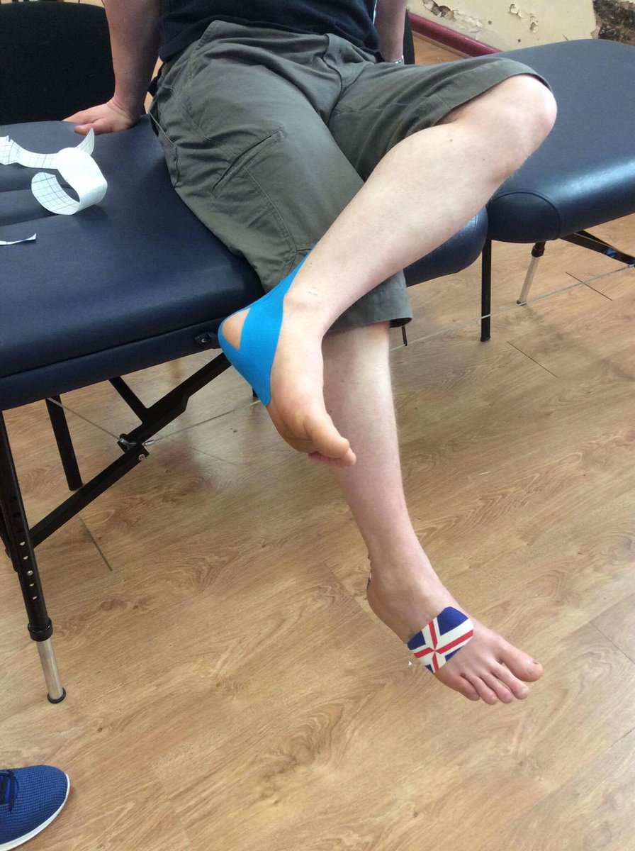 SportsMassageAC's tweet image. Great day delivering Taping &amp;amp; Strapping CPD in Nottingham, more of the same tomorrow in Birmingham, get involved!: sportsmassageacademy.co.uk/cpdcourses.html