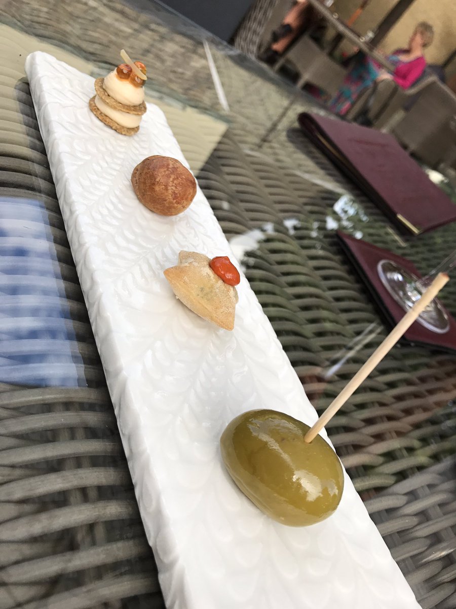 Cat_Wilson1973's tweet photo. Being well looked after @56_restaurant with @Jamie_gibbs01_ https://t.co/TcHQpTTco9