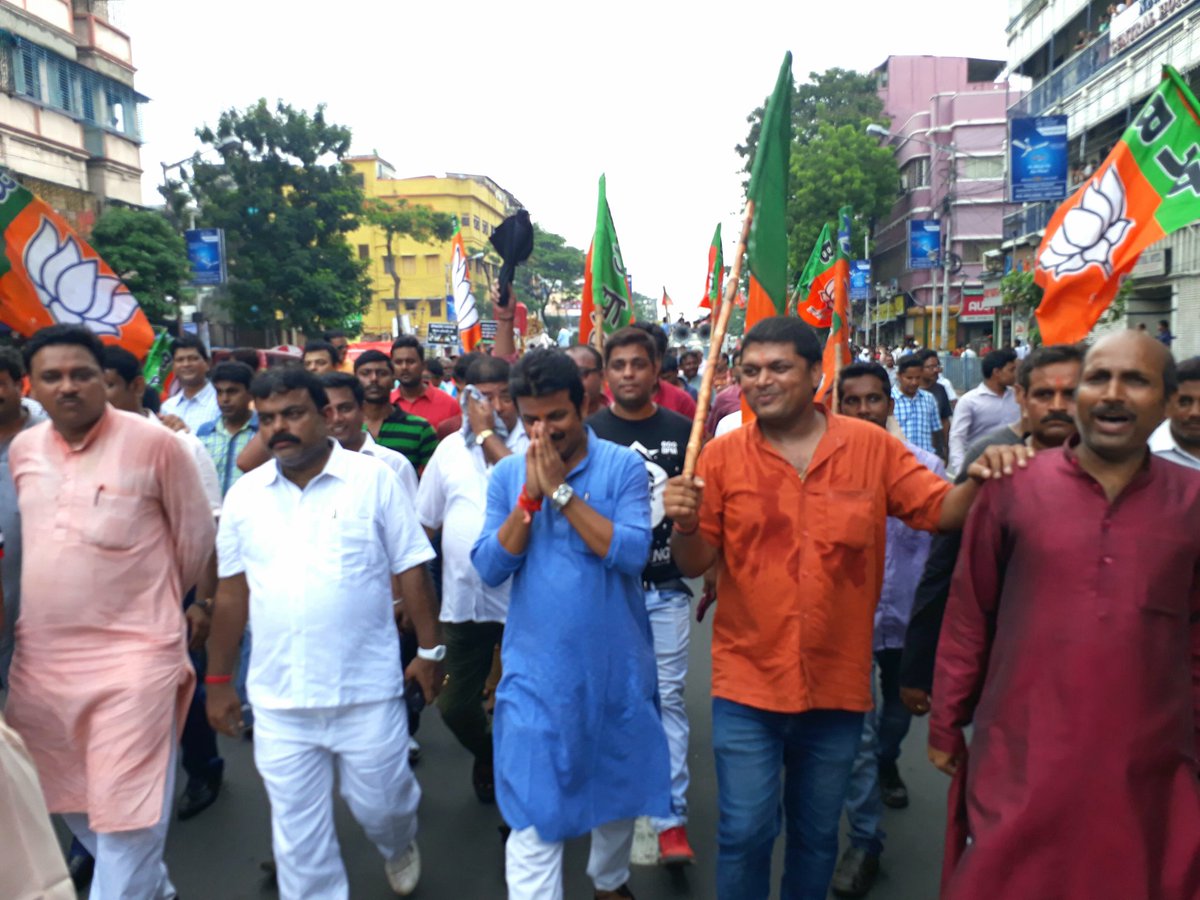 Omwanee's tweet image. Participating in Protest March &amp;amp; Demand of #President_Rule in #West_Bengal Against #Bashirhat Riot ...#Shame_Shame_Mamta