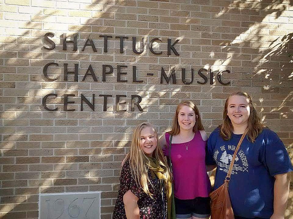 emilyburke1212's tweet photo. Y'all ready for this? #piorientation @anissakaye98 @hayleybergs https://t.co/eJrRDycmWR