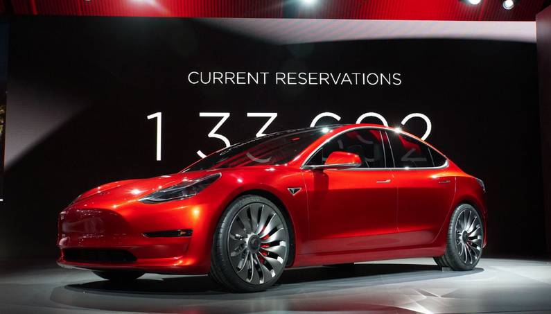 SuperCarsCorner's tweet photo. #Tesla to Start Model 3 Production 
Read More https://t.co/7xY3GhCDfF https://t.co/tmj1SrIKbC
