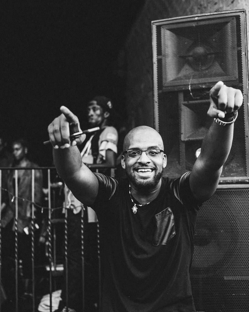 REUnionMFest's tweet photo. LIT. #RMFBlockParty #morethanmusic https://t.co/jioQJv2XNw https://t.co/0QilCYmaz4
