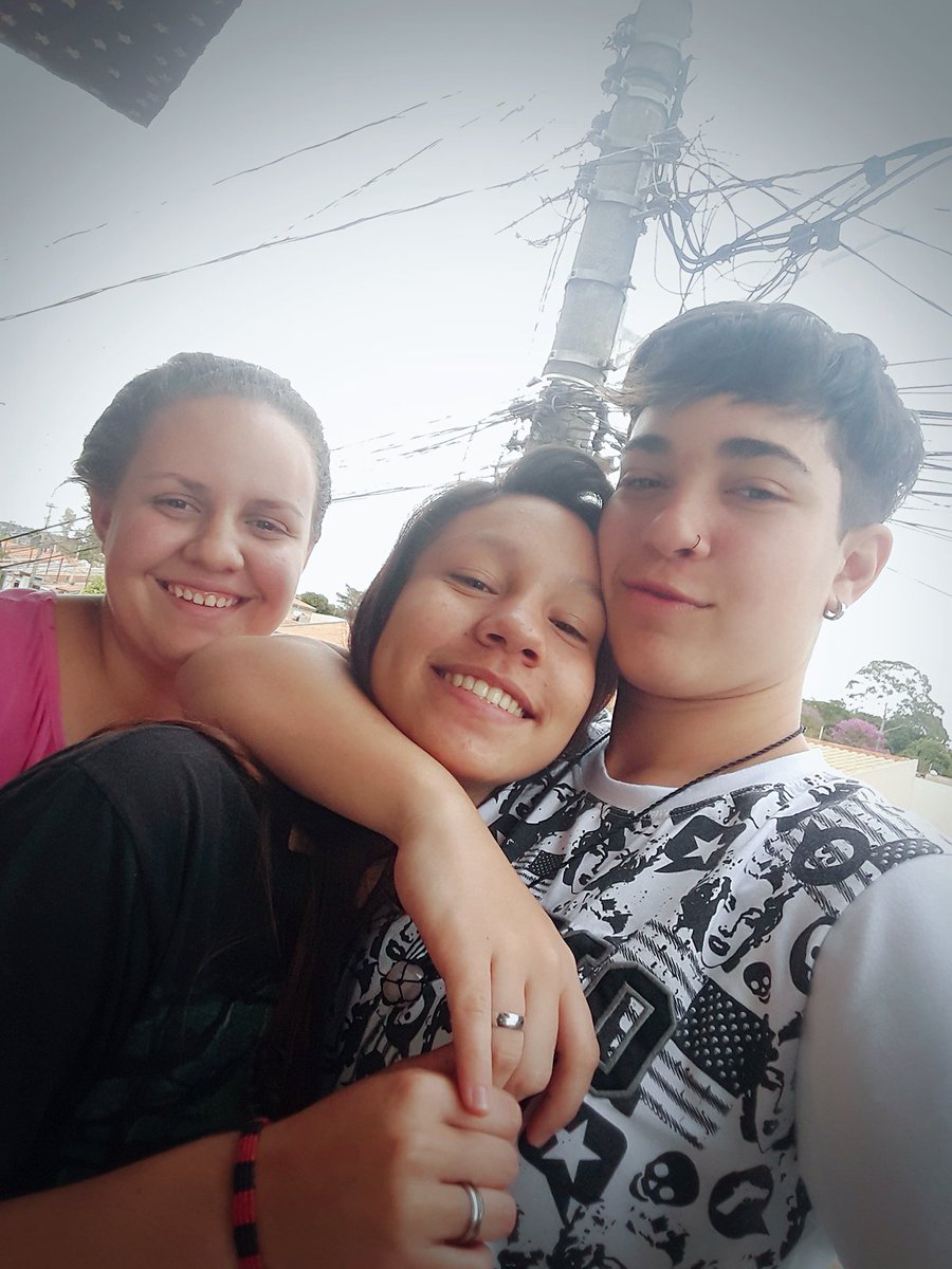 Paula7566's tweet photo. #Dedique mais tempo ao q realmente te faz feliz❤😗 https://t.co/8pFq4T4S4i