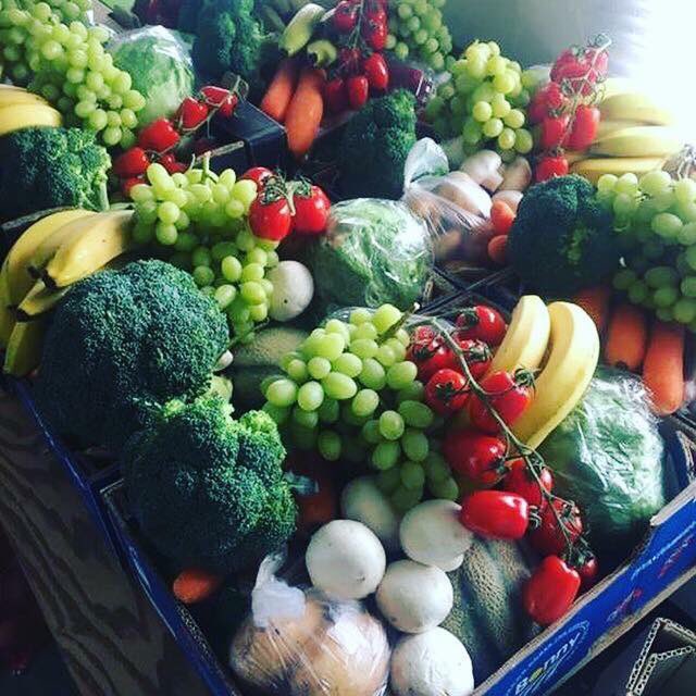 veg_box's tweet image. Our new #SunshineBox is making a stir !
Suitable for so many #SummerSuppers
@Devon_Hour @PhoenixDevon13 @eatingexeter   @mixmixmama