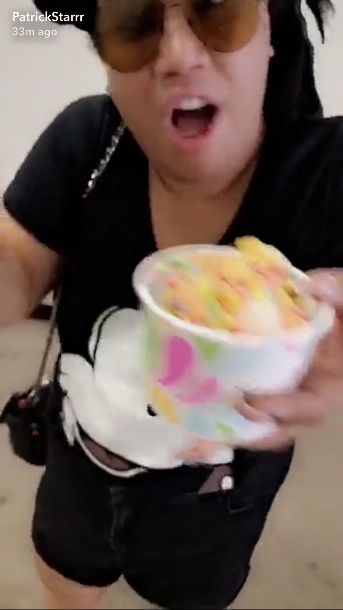 anais_yamilett's tweet photo. "blew off all the mother fuckin-- $2 of cereal off my cup!" I'M ACTUALLY DYING 💀💀💀
@patrickstarrr https://t.co/LkgpsvyLNe