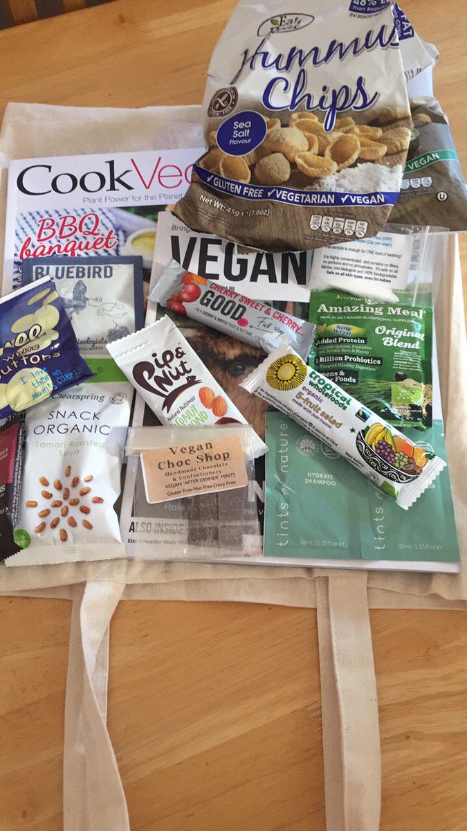 RynetteSLT's tweet photo. Epic haul in the #plymouthveganfestival goody bag! Yay! #plymouth #vegan #learningtoloveit https://t.co/ysuNIl1VFQ