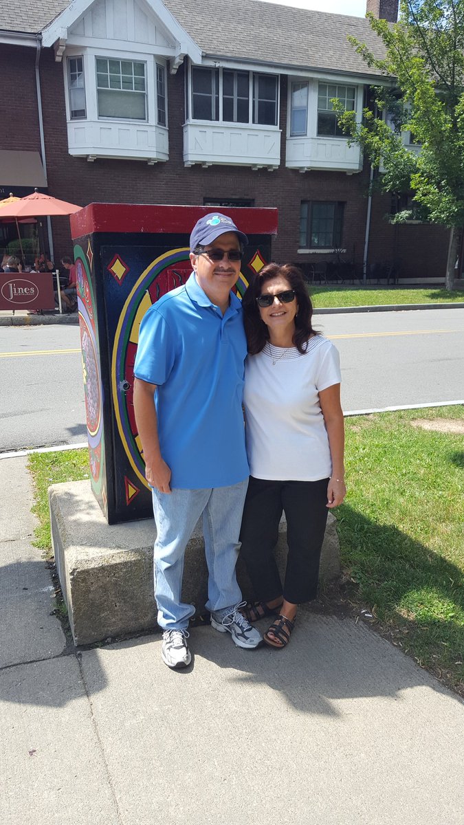 somethingsROCH's tweet image. Showing off Park Avenue and NOTA to new friends. #VisitROC #Iloveny #MAG