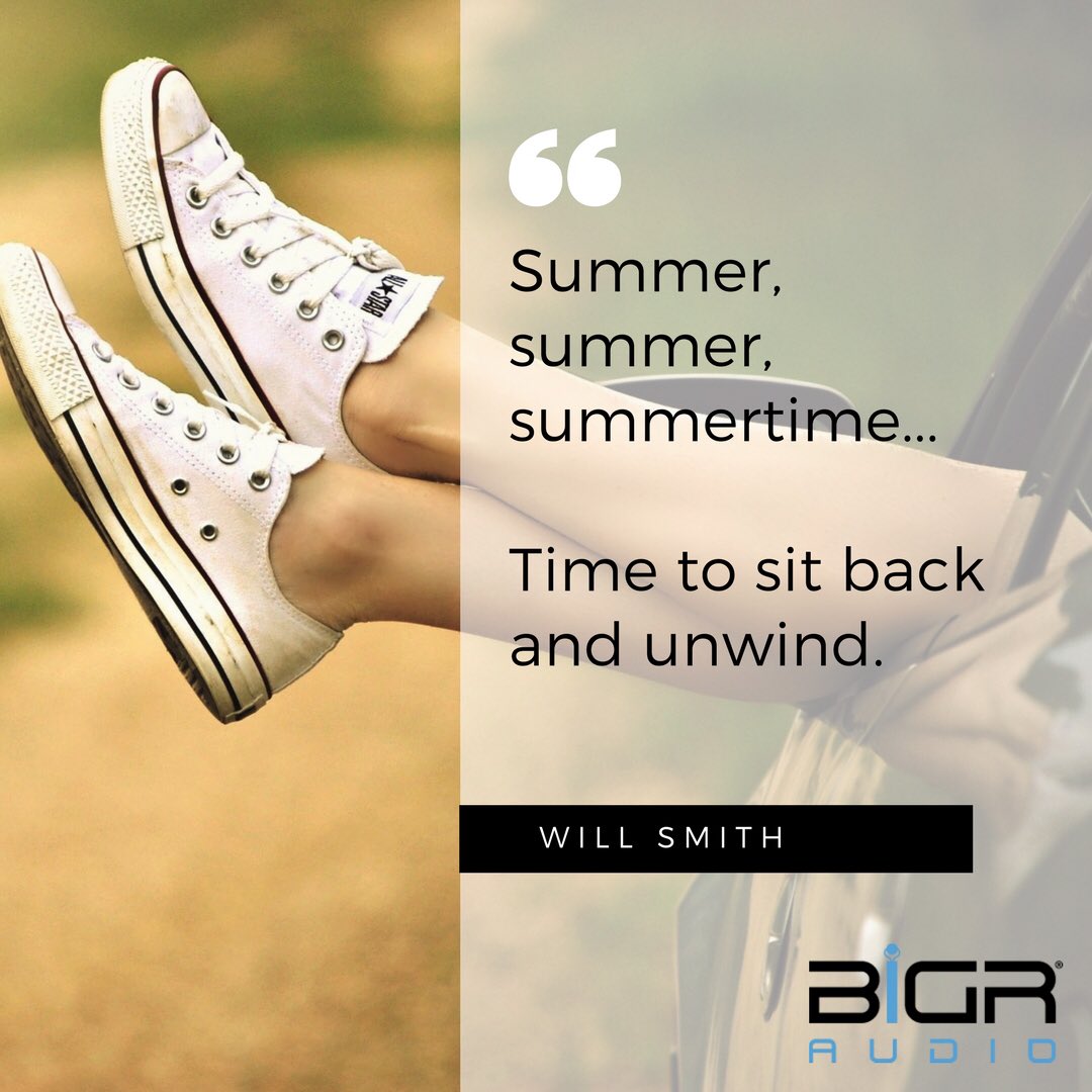 bigraudio's tweet photo. Sit back and unwind... #BiGRaudio #BiGR #headphones #music #sound #Saturday #quark #summertime #WillSmith #sitbackandunwind https://t.co/XuReTnzRdC