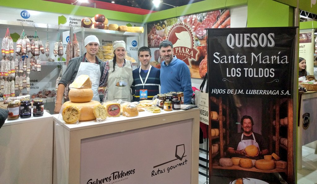 ignaciocrotto's tweet photo. Productores de las 8 Rutas Gourmet de la Provincia en la feria #CaminosySabores 
Con todas  las propuestas que ofrece @TurismoPBA https://t.co/1dQTcSQ56P