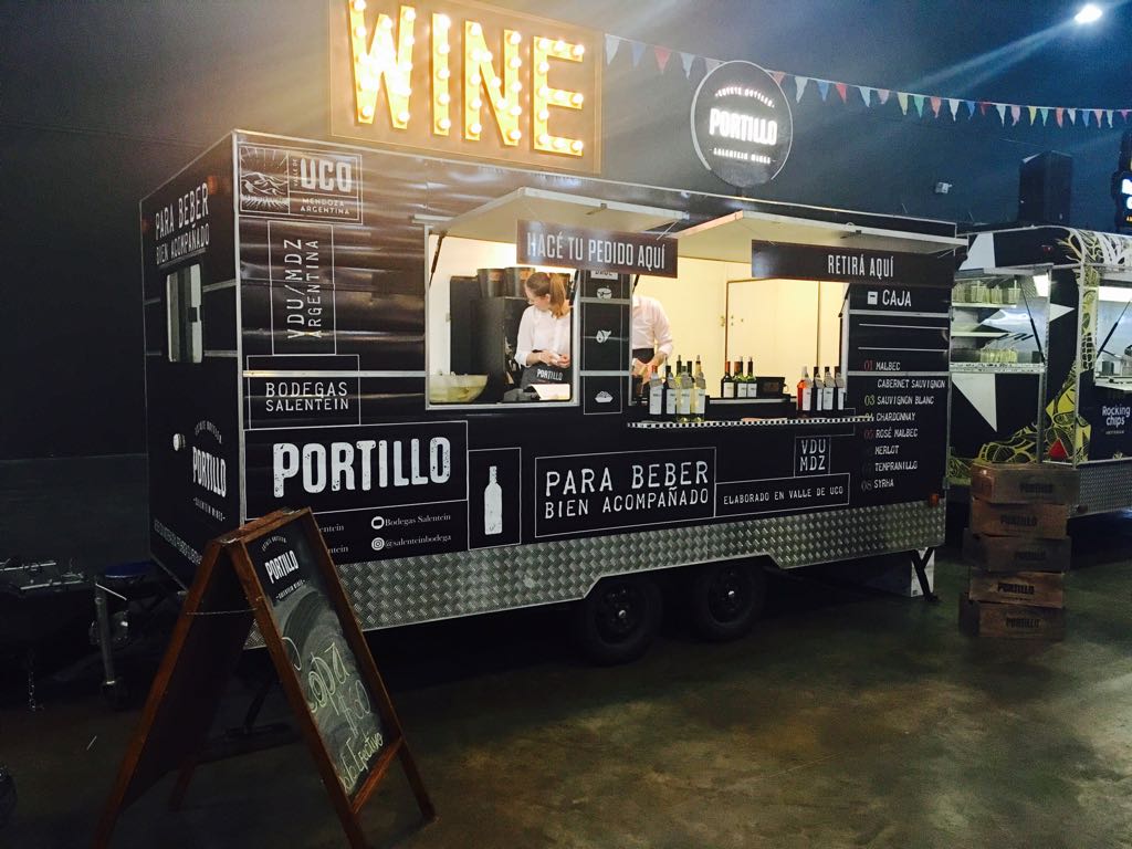 BodegaSalentein's tweet photo. Acercate y conocé el nuevo winetruck de Portillo en el @FoodFestBA, en La Rural, de 13hs a 24hs. Entrada gratuita, ingreso por Plaza Italia. https://t.co/qlrlyr2Roy
