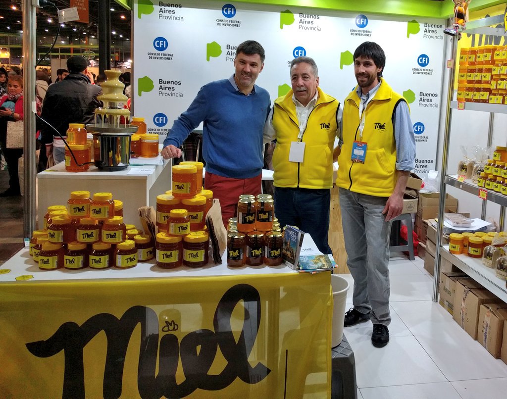 ignaciocrotto's tweet photo. Productores de las 8 Rutas Gourmet de la Provincia en la feria #CaminosySabores 
Con todas  las propuestas que ofrece @TurismoPBA https://t.co/1dQTcSQ56P