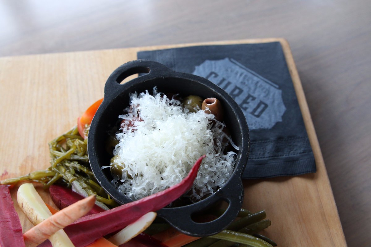 Smoked Sicilian Olives, House Pickled Vegetables, Grated Parmesan Cheese, Heirloom Tomatoes. #CuredWineBar

#yeg #yegfood #yegcharcuterie