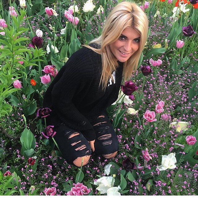 la plus belle chose que j'ai connue dans la télé-réalité 🌎 <a href="/Melanightt/">Mélanie #Lesanges9</a>