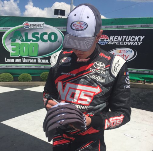 XfinityRacing's tweet photo. RT for your chance to WIN a signed #XFINITYSeries @KyleBusch hat! #VLSweepstakes Ends 11:59pmET 7/9 Rules https://t.co/0gZwczoyW9 https://t.co/qb9LPvDLP7