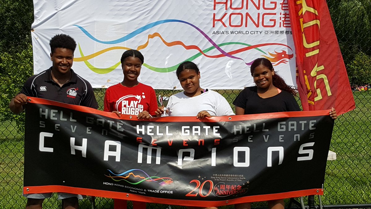 HellGate7s's tweet photo. Congrats to @PlayRugbyUSA high school girls on your bowl win! Way to go ladies! #HG7s #HKETONY #WomenofRugby https://t.co/rgT8RIDDDL