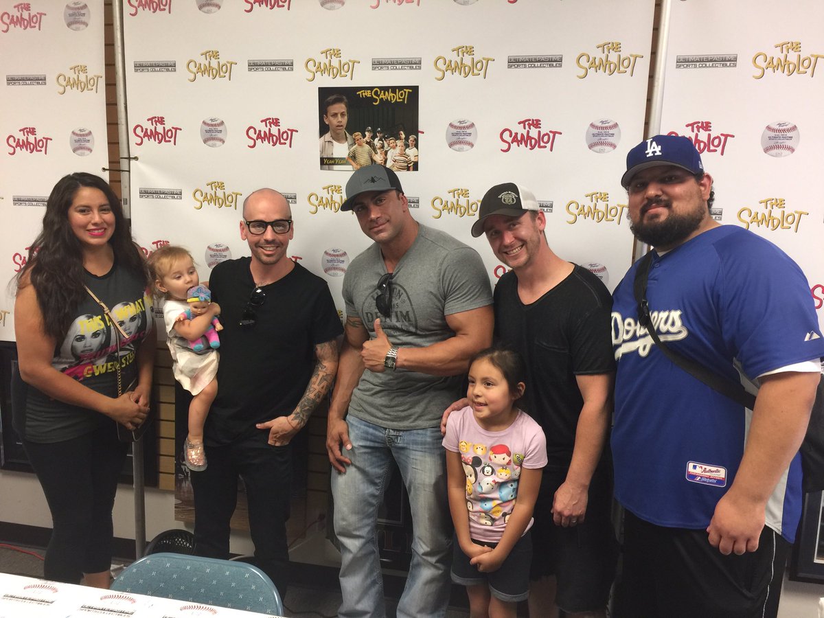 Truebluecrew2's tweet photo. Another great signing @ULTIMATEPASTIME The Sandlot signing #squints #yeahyeah #timmytimmons #thesandlot #sandlot #ultimatepastime https://t.co/AwV11InOKH