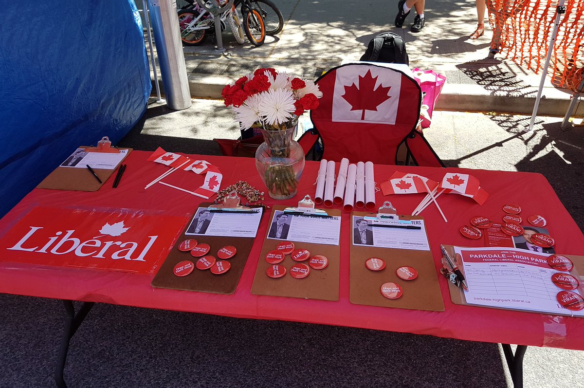 tc_shaun's tweet photo. Visit the #LiberalBooth now #SupportPossitivePolitics #TDSalsaonStClair #Toronto @Carolyn_Bennett @viraniarif @JulieDzerowicz @cafreeland https://t.co/7fAoYpJRrh