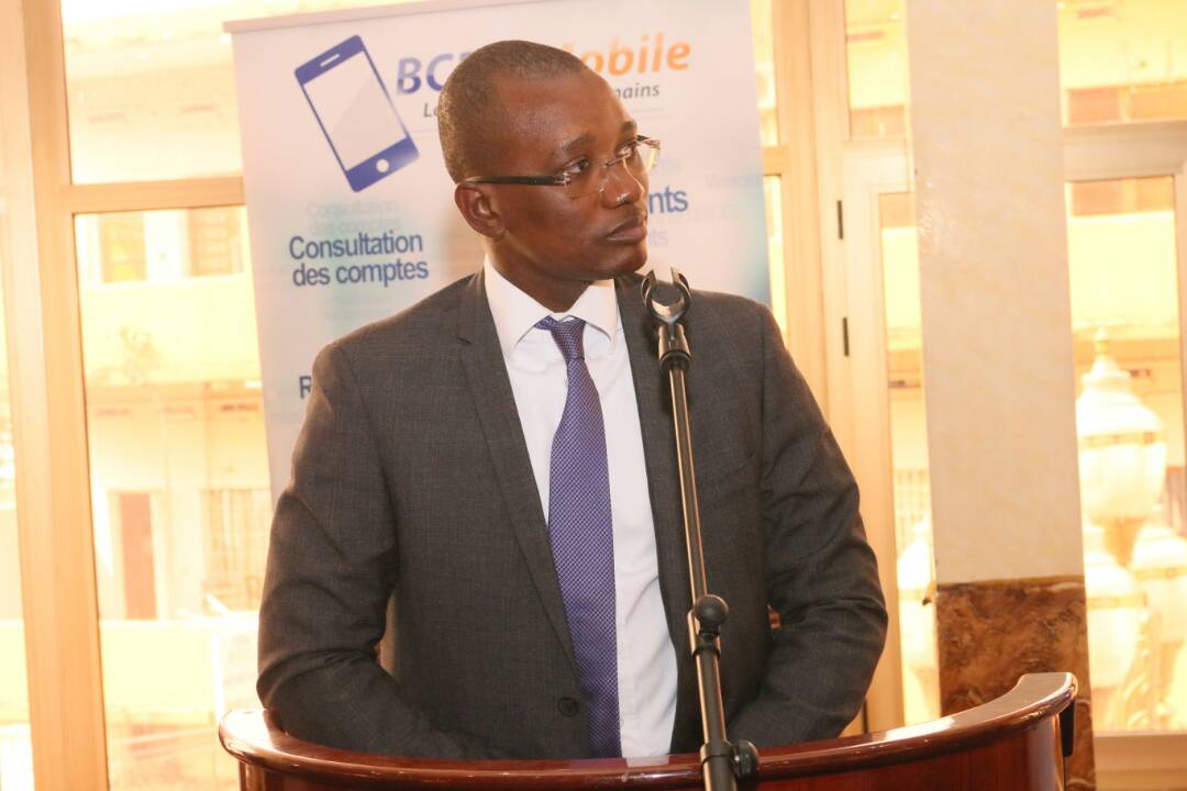konnect_cd's tweet photo. #zanakone associe chez deloitte etait moderateur du panel sur les defis du numerique congolais #KonnectSummit https://t.co/2KI1NPGsAw