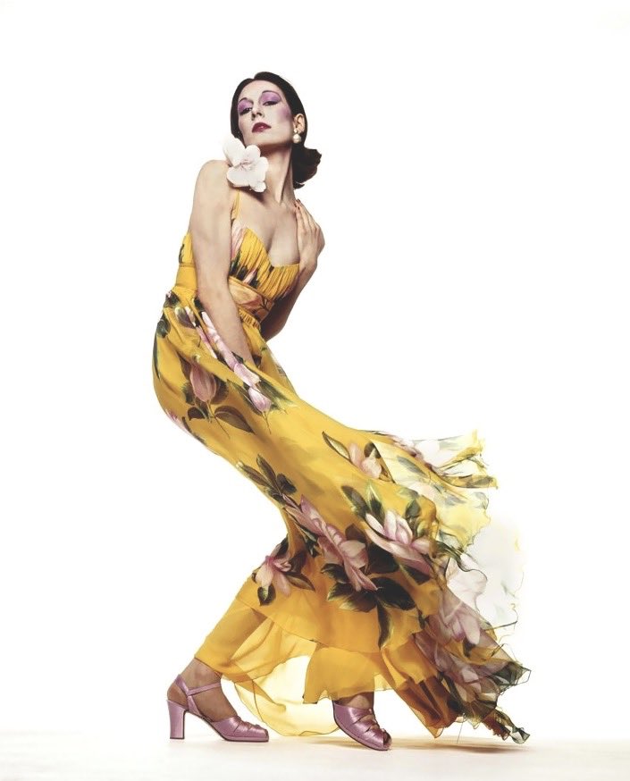 Happy Birthday Anjelica Huston 
Photo Gianpaolo Barbieri - Dress by Valentino 