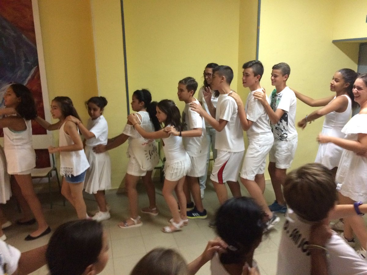 cdsanjose1's tweet photo. Fiesta de final de campamento ¡no queremos irnos! 😢💃🏼 #elSanJoMola #Cervera17 #campatime https://t.co/k1orbTHZ5v