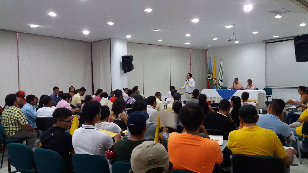 Polo_Meta's tweet photo. Inicia asamblea de instalación coordinadora municipal del Polo en #Villavicencio. Habla concejal @felipeh8
#ElPoloConRobledo https://t.co/3RzGnMltqG