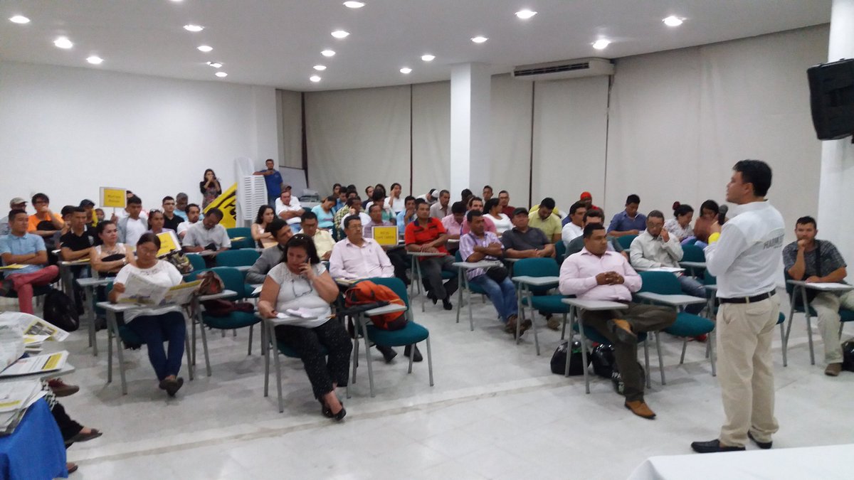 Polo_Meta's tweet photo. Inicia asamblea de instalación coordinadora municipal del Polo en #Villavicencio. Habla concejal @felipeh8
#ElPoloConRobledo https://t.co/3RzGnMltqG