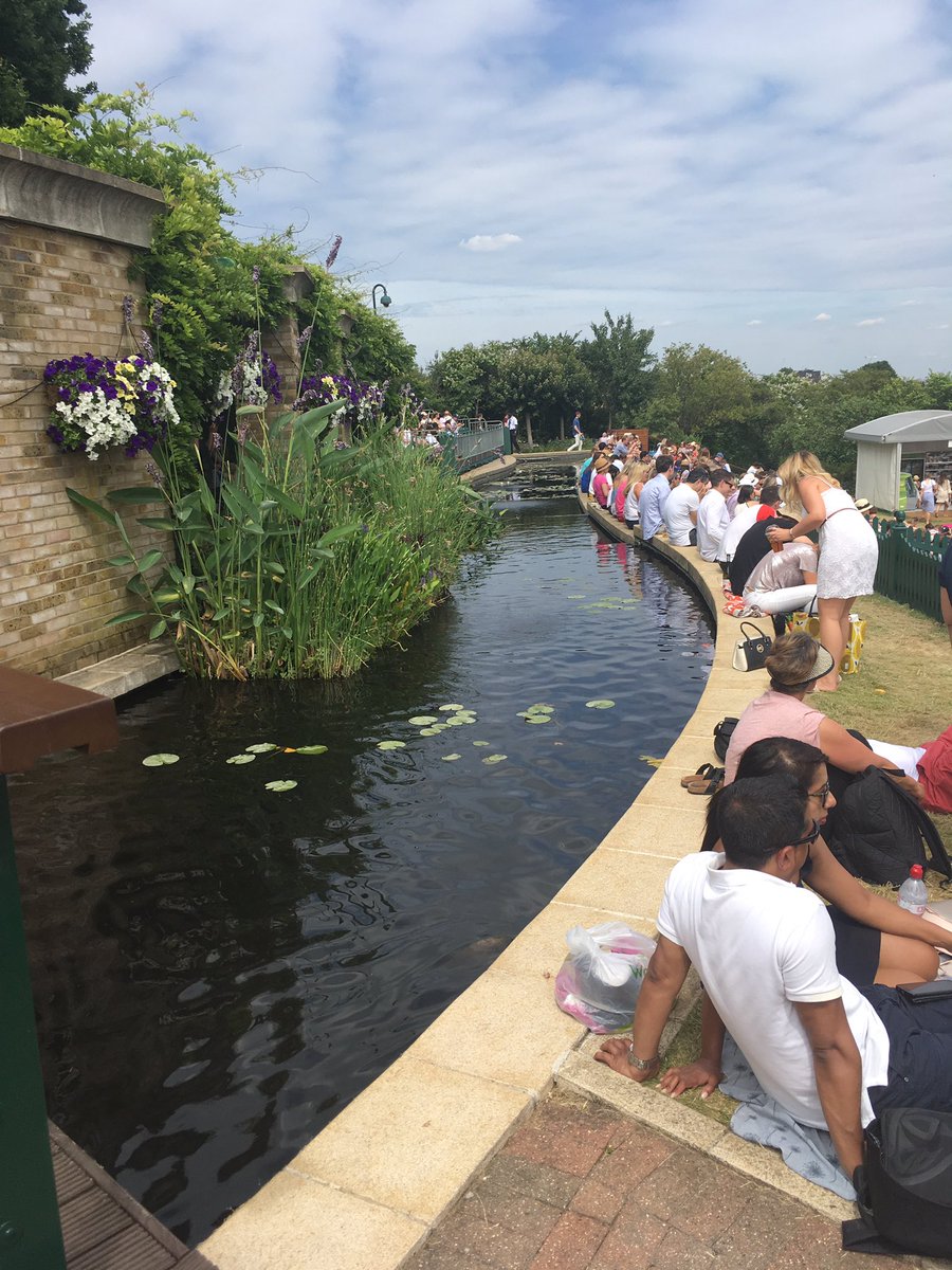 Andy Roberts tweet media