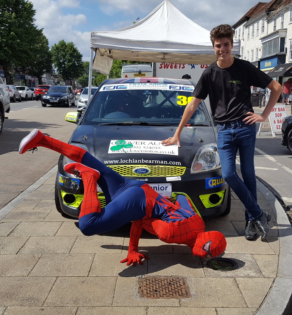 Guess who popped in to say hello. <a href="/Eppingbiz/">Epping Town Partners</a> <a href="/CoLEppingForest/">Epping Forest</a> <a href="/eppingforestdc/">Epping Forest DC</a> <a href="/essex_business/">Essex Business Forum</a> <a href="/ConnectingEssex/">Connecting Essex</a> <a href="/Essexlife/">Essex Life</a> <a href="/Mobil1TheGrid/">Mobil 1 The Grid</a>