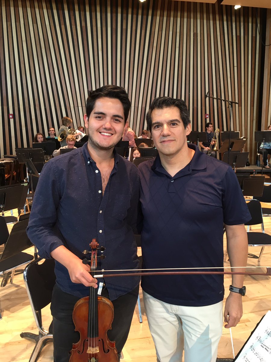 Fiesta!: performance #80 and birthday #10! Thank you <a href="/NROmusic/">NRO</a> &amp; <a href="/MHarthBedoya/">Miguel Harth-Bedoya</a>. In this pic: Concert Master Eduardo Ríos &amp; Miguel. Viva 🇵🇪!