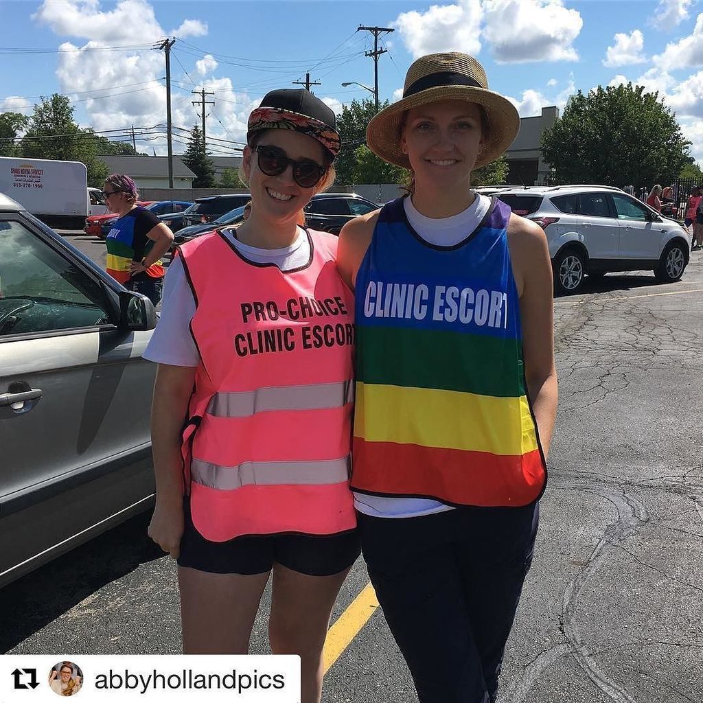 BuzzOffLucille's tweet photo. We're in Detroit escorting and being yelled at by protesters! #resist #vagicalmysterytour #feminism #detroit #lpjl… https://t.co/WhOjPT45Pq https://t.co/yZT6V2HYrh