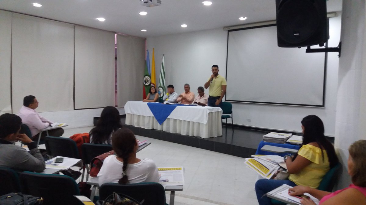 Polo_Meta's tweet photo. En instalación de coordinadora municipal del Polo en #Villavicencio, habla el edil @HannerSabogal de la comuna 8.
#ElPoloConRobledo https://t.co/8RNDLeXOds