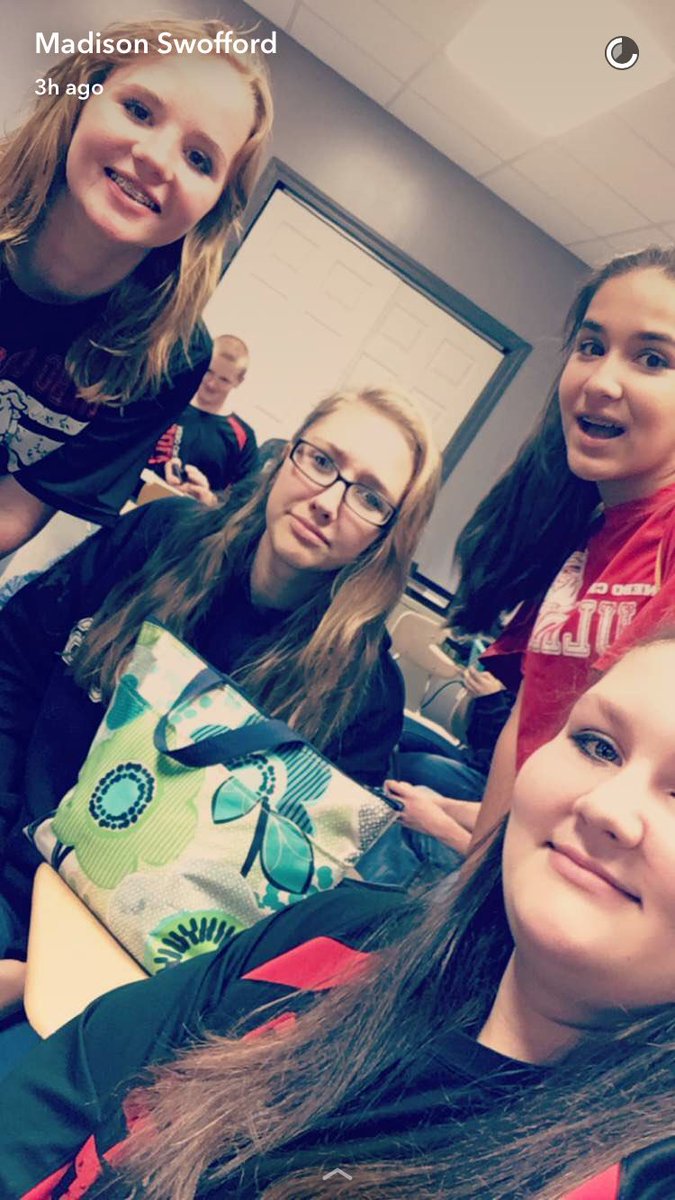Madison Mackenzie ( Madi_Mack05) Twitter