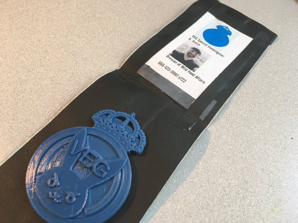 ajbarse's tweet image. #wwu @wwutechcenter + Digial Media Center (DMC) join forces in rapid #3D printing props for 48hr filmfest. #edtech #bellingham