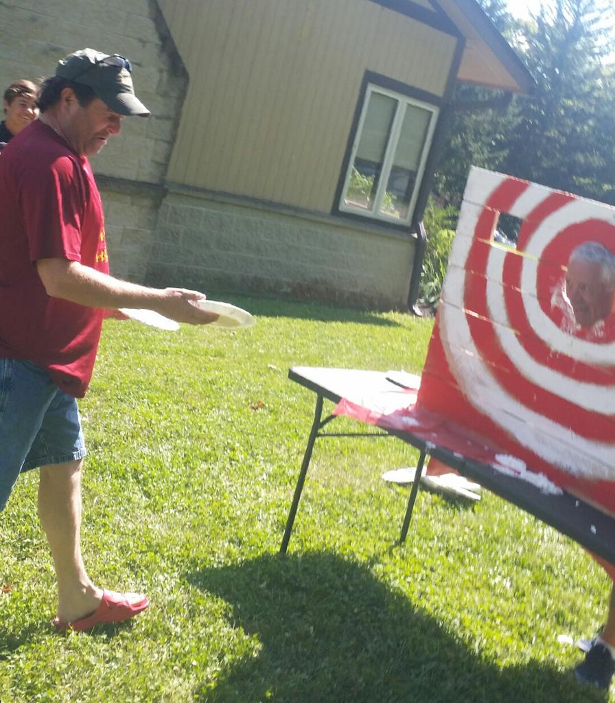 pursuing_happy's tweet photo. @PalmerDonavin  Gleefully awaiting his pie in the face. https://t.co/GWMBjfukuG