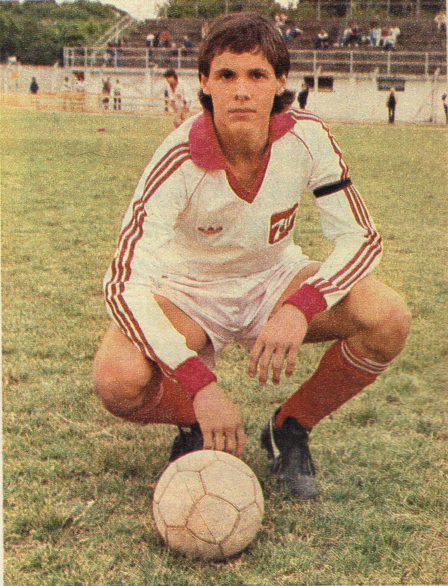 La pelota no se mancha tweet media