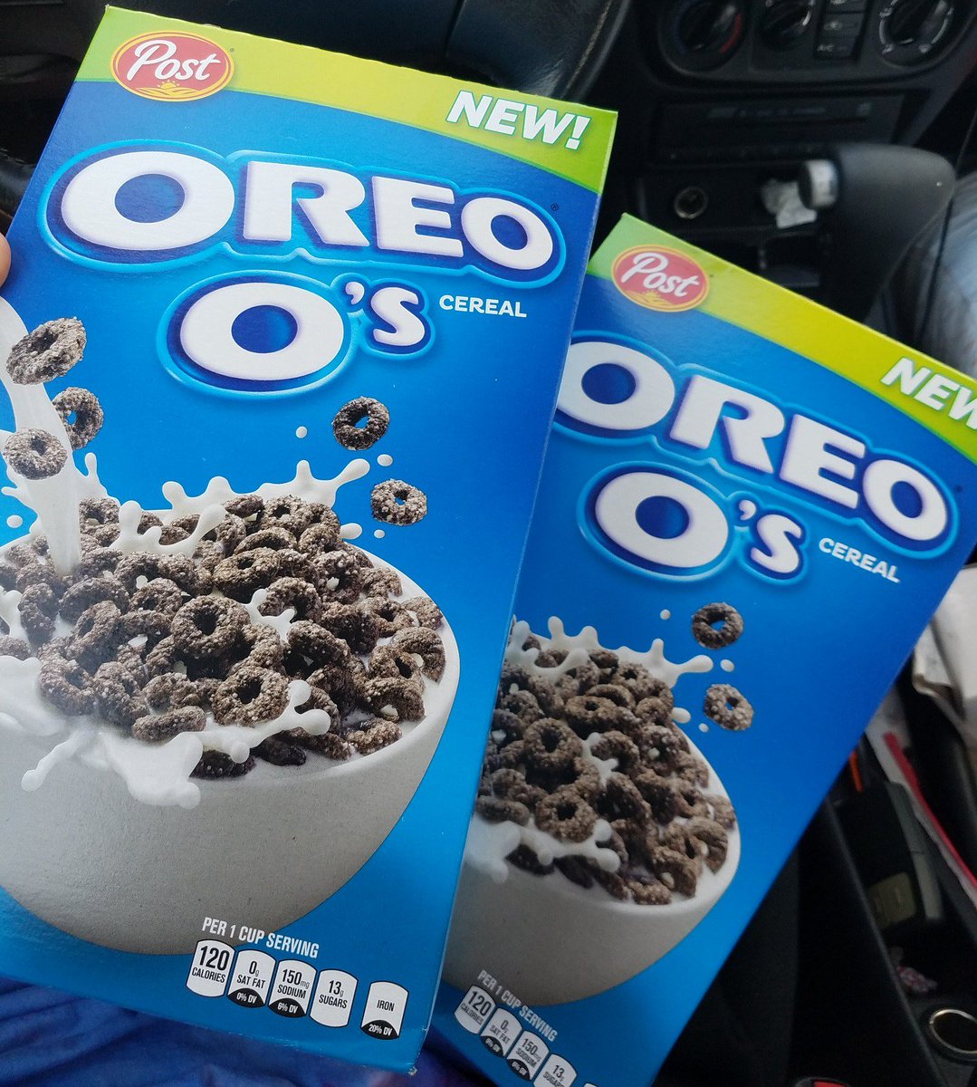 OREODoubleSTFU's tweet photo. To everyone wishing for #OREO O's: They're back!
(If you don't buy them, don't whine if they disappear again.)
#TwistMe🤣#LickMe😛#BiteMe😬 https://t.co/Fy8dnMlk4L
