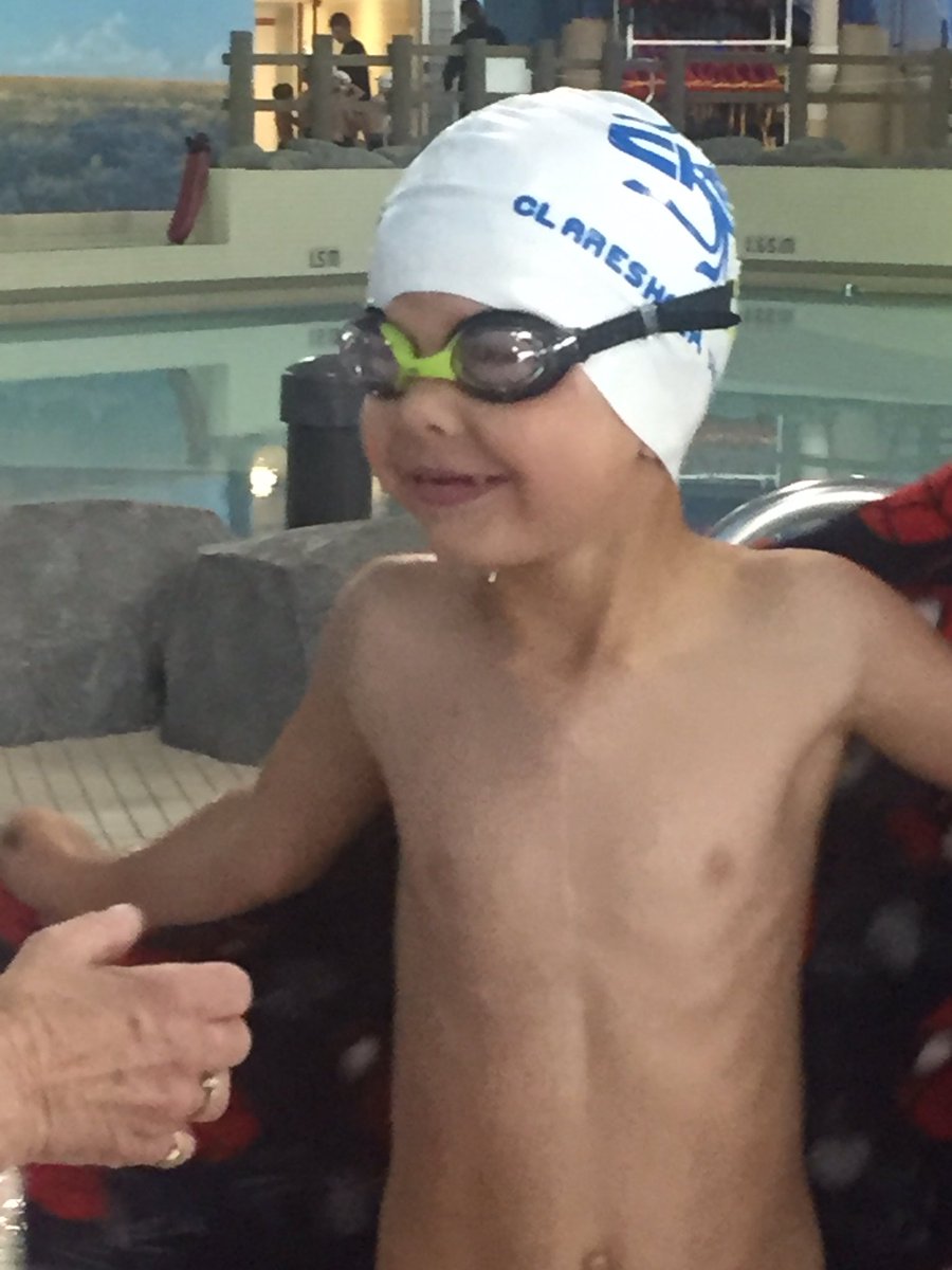 RecClaresholm's tweet photo. Friday's swim event, these kids are amazing! Brought us from 8 gold 4 silver &amp; 5 bronze to 25-20-16 as of Friday @2017SASG @ClaresholmTown https://t.co/EbWOIV7ORu