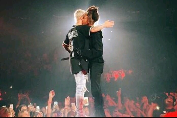 Hoje é aniversário do Jaden Smith, amigo do Justin Bieber Happy Birthday     