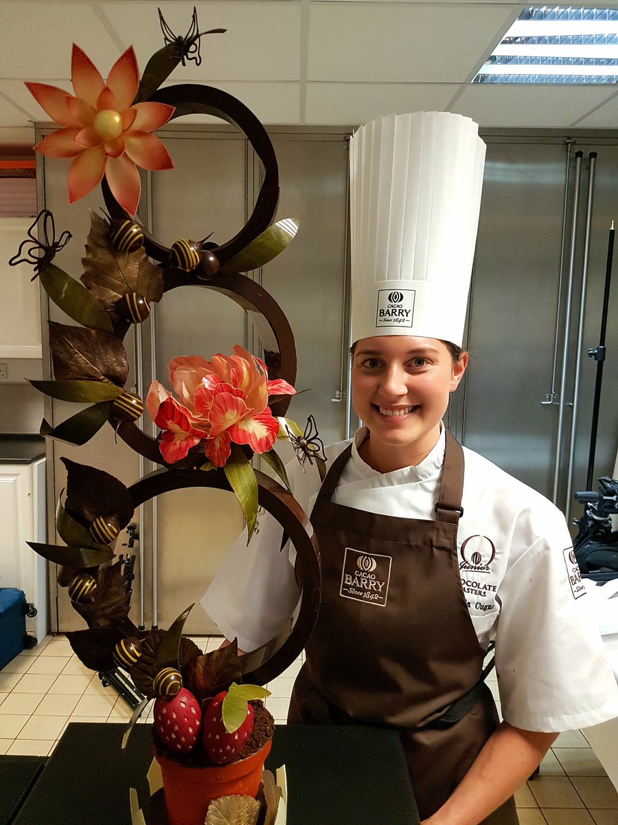 MartinChiffers's tweet photo. Congratulations WINNER #JCMUK @gabriellacugno @OrchardCardiff  #jcm2017 @CacaoBarry_ENG @juleschoc @ChocAcademyBev what a fantastic comp 10Q https://t.co/77gp6Bkm27