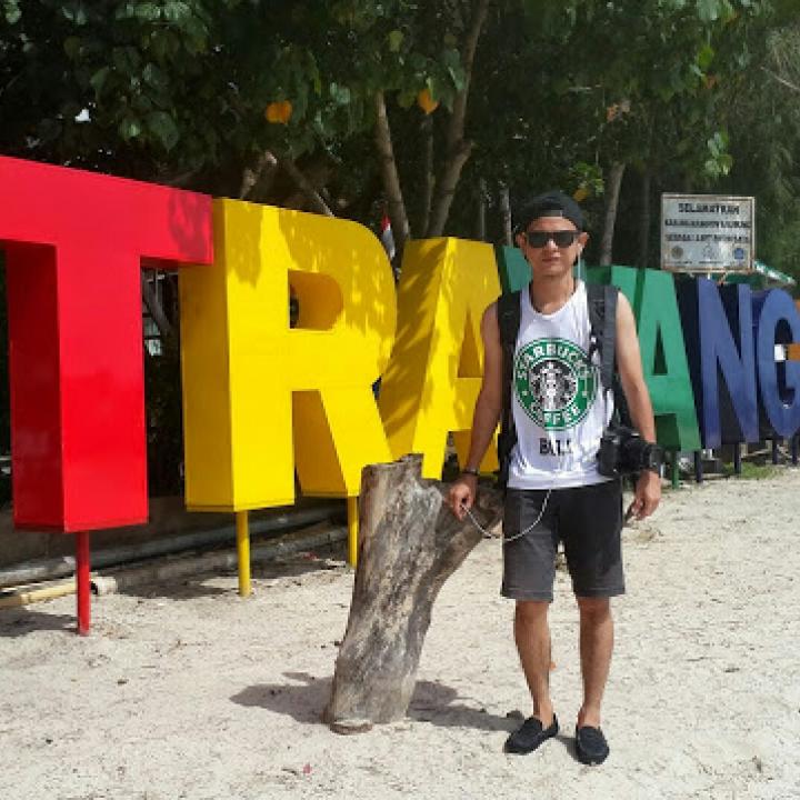 riozcr's tweet photo. ayo pergi bersamaku on #BIGOLIVE https://t.co/sYNFPUtt5g https://t.co/RUgIueUFZK