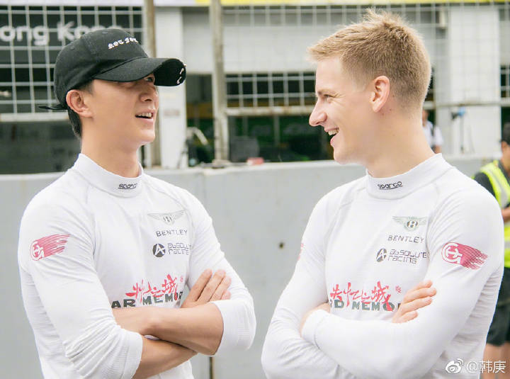 ihangengzg's tweet photo. [Info/Pics] 170708 China GT Championship:

Cr: @ihangengzg https://t.co/hgCEoEI7Ki