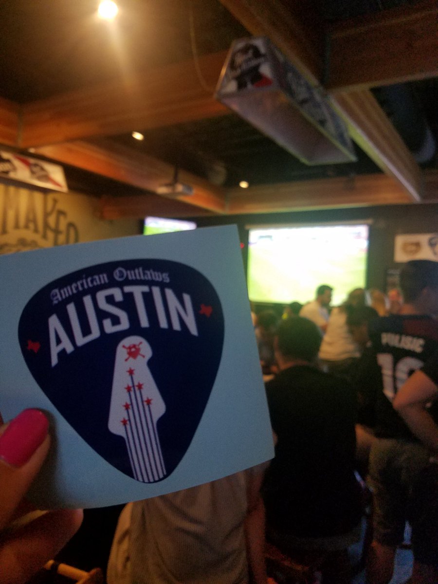 USMNTsCptAmeric's tweet photo. @AOAustin is housing me today! Great energy, great crowd
#USA https://t.co/3zOia0VFfR