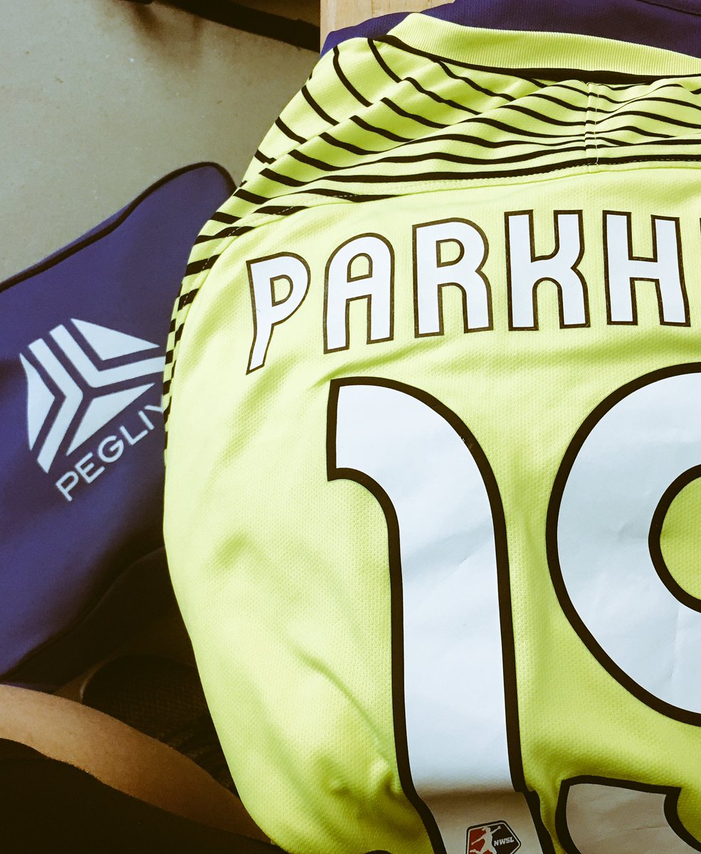 cat_parkhill's tweet photo. Game Day!!! Watch @FCKansasCity vs skyblue on @go90 7pm est https://t.co/pvkCGYucTL